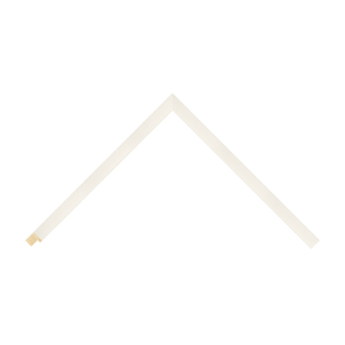 White Wood (Open Grain) moulding detail