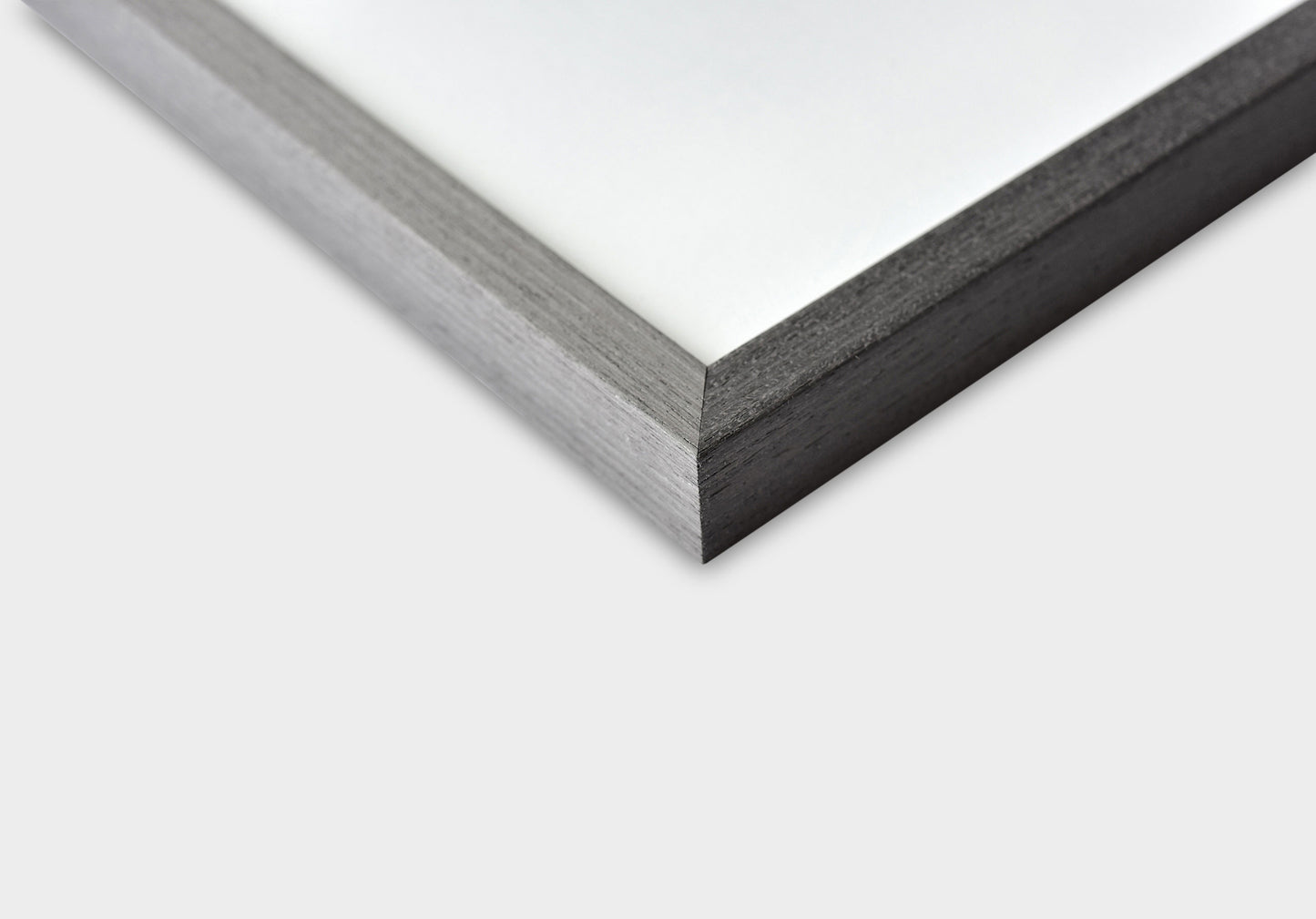Quadrum grey frame corner detail